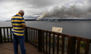 Australia Issues New Evacuation Alerts as Monster Bushfires Regenerate