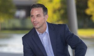 Damon West Uses His Story of Prison and Recovery to Inspire Good