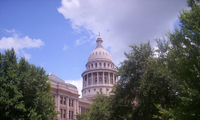 The Texas state Capitol in Austin, Texas on May 30, 2005. (ricraider via Wikimedia Commons)