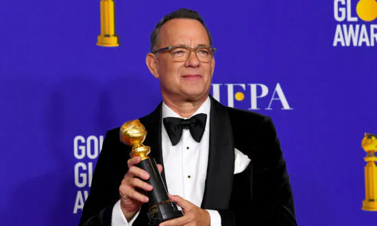 Tom Hanks Fights Tears in Award Speech, Admits Being ‘Blessed’ With Wife Rita Wilson and 4 Children