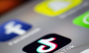 India Directs Telcos and Internet Firms to Block Banned Chinese Apps