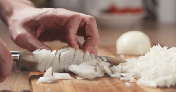 Mincing an onion