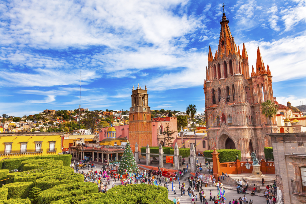 On the main square sits one of the most famous churches in Mexico, the late 17th-century La Parroquia. (Bill Perry/Shutterstock)