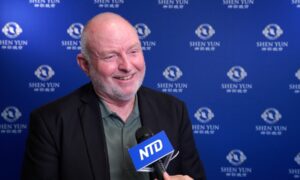 Writer Sees a ‘Renaissance of Spirit and Humanity’ in Shen Yun