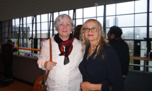 Acclaimed Mezzo Soprano Saw ‘Light of Enlightenment’ in Shen Yun Performers