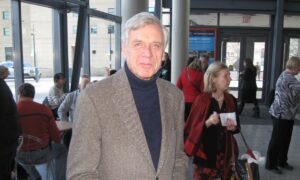 Paragons of Business Give Shen Yun Rave Reviews