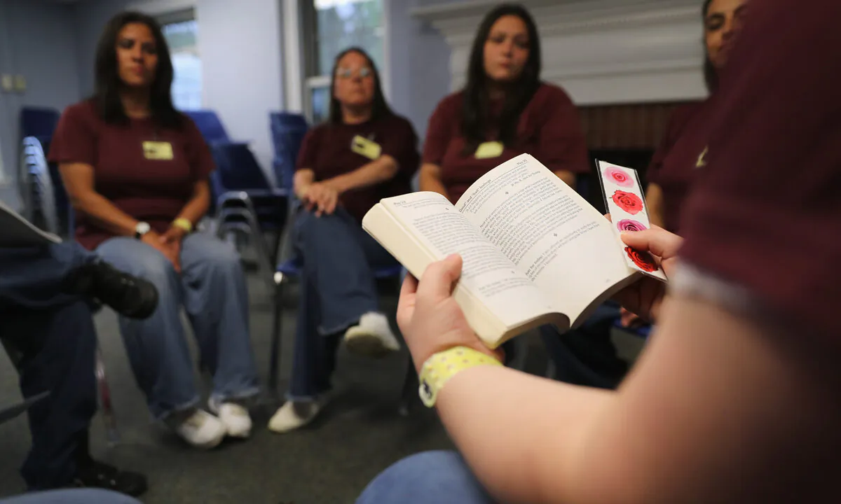 Prison inmates hold a meeting on addiction while at the York Community Reintegration Center in Niantic, Conn., on May 24, 2016. John Moore/Getty Images