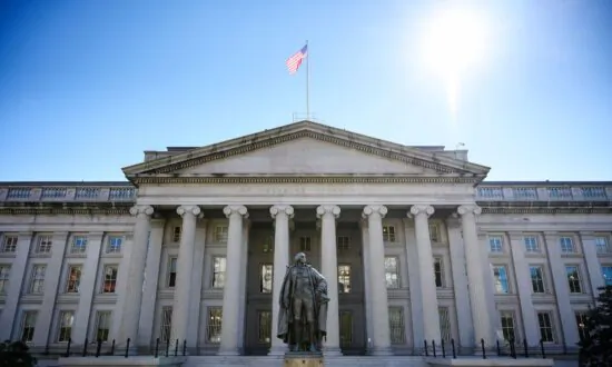 US Budget Deficit Hits All-Time High of $3.1 Trillion