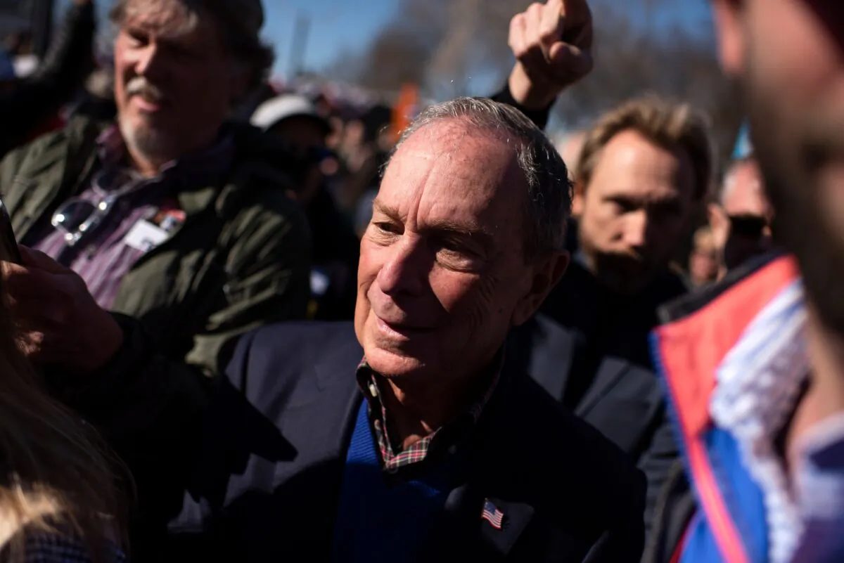 Democratic presidential candidate Mike Bloomberg meets with supporters at Central Machine Works in Austin, Texas on Jan. 11, 2020. (Mark Felix / AFP via Getty Images)