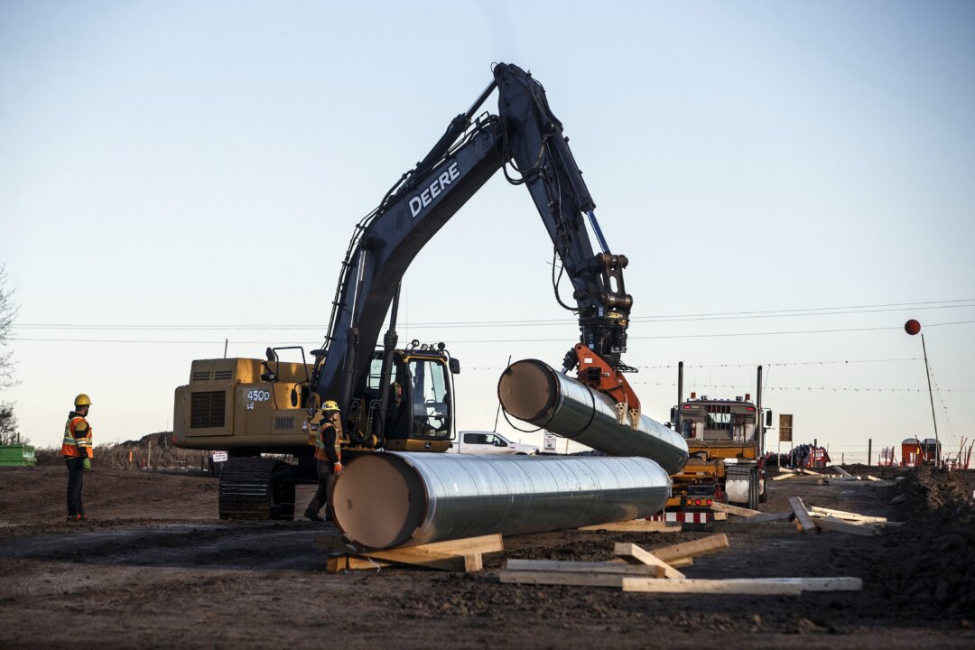Cover image for Ottawa Proposes Capping Major Project Reviews and Approvals at One Year