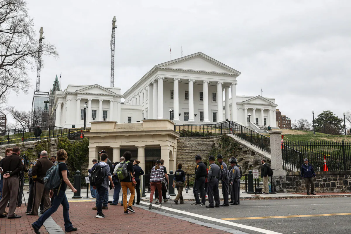 The Virginia State Capitol in Richmond, Va., on Jan. 13, 2020. (Samira Bouaou/The Epoch Times)