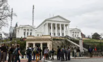 Lawmakers, Groups Urge Peace Ahead of Virginia Gun Rights Rally