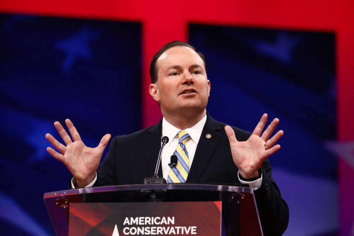 Sen. Mike Lee (R-Utah) at the CPAC convention in National Harbor, Md., on Feb. 28, 2019. (Charlotte Cuthbertson/The Epoch Times)