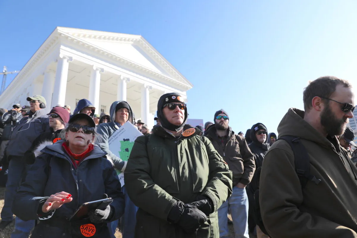 Gun rights activists take part in a rally in Richmond, Virginia, on Jan. 20, 2020. (Samira Bouaou/The Epoch Times)