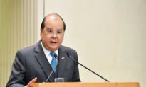Hong Kong Chief Secretary Says Government Does Not Take Pneumonia Outbreak Lightly
