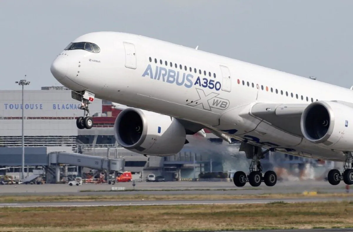 An Airbus A350 takes off at the aircraft builder’s headquarters in Colomiers near Toulouse, France, on Sep. 27, 2019. (Regis Duvignau/ Reuters)
