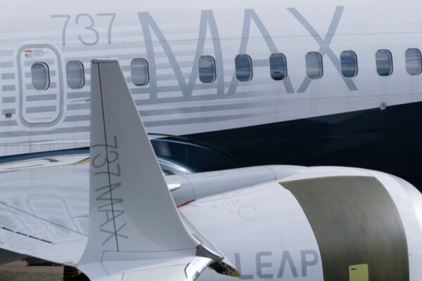 Boeing 737 MAX 8