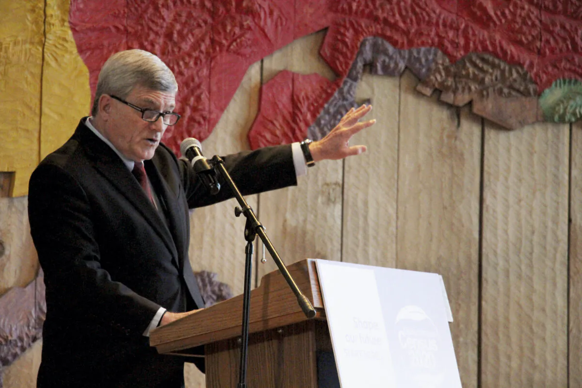 U.S. Census Bureau Director Steven Dillingham addresses state and Alaska Native leaders in Anchorage, Alaska on Jan. 17, 2020. (Mark Thiessen/AP)