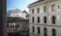 Virginia Senate Passes ‘Red Flag’ Law Following Gun Rights Rally