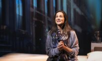 Theater Review: ‘My Name Is Lucy Barton’