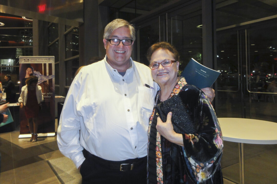 Robert and Susan Ruston, husband and wife, attended Shen Yun Performing Arts at the Dallas AT&T Performing Arts Center, on Jan. 25, 2020. (Su Fei/The Epoch Times)