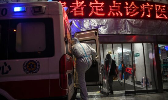 ΗΠΑ, άλλες χώρες αγωνίζονται να εκκενώσουν τους πολίτες από την επιδημία-Hit Wuhan