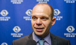 Shen Yun Leaves Martial Arts Instructor Speechless