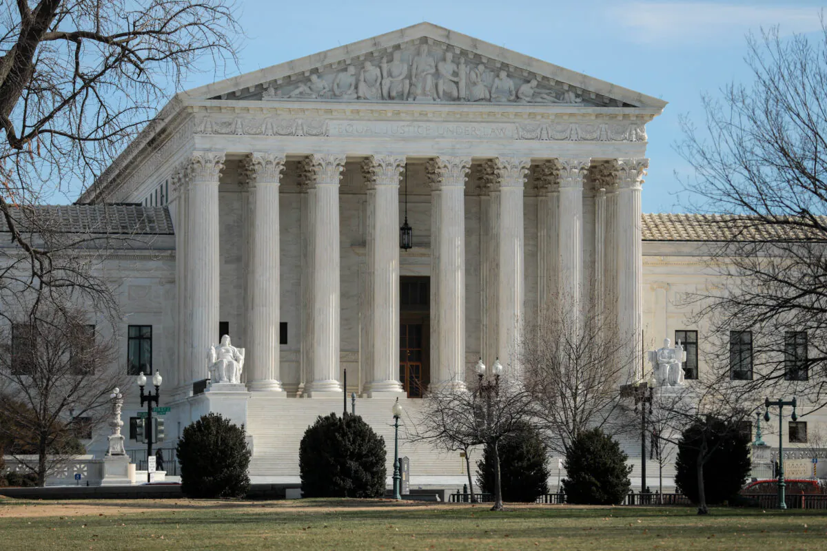 The Supreme Court in Washington on Jan. 9, 2020. (Charlotte Cuthbertson/The Epoch Times)