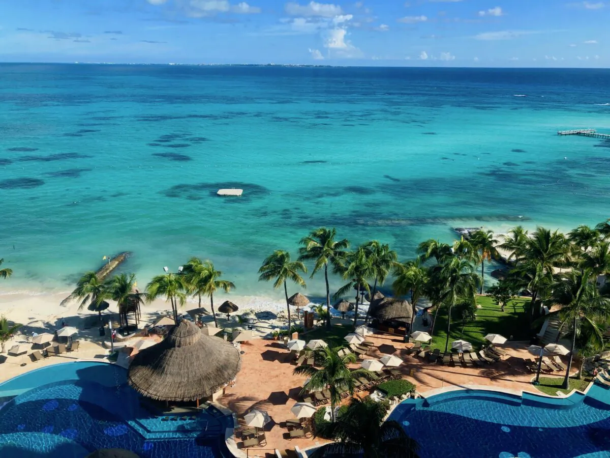 Overlooking the sea from Grand Fiesta American Coral Beach. (Tracy Kaler)