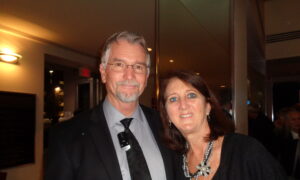 Wife Glad Husband Talked Her Into Seeing Shen Yun