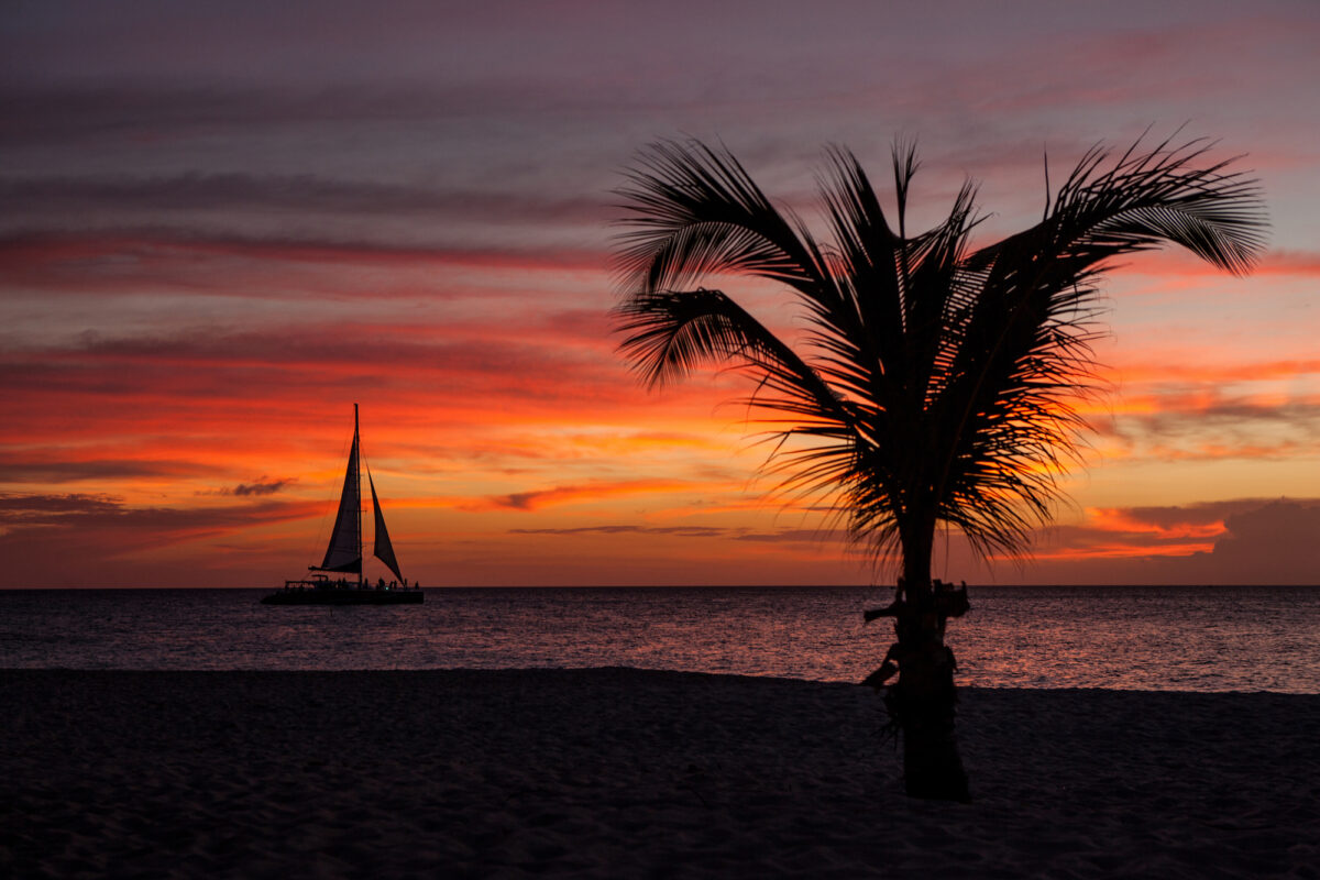 Aruba sunset. (Courtesy of Aruba Tourism Authority)