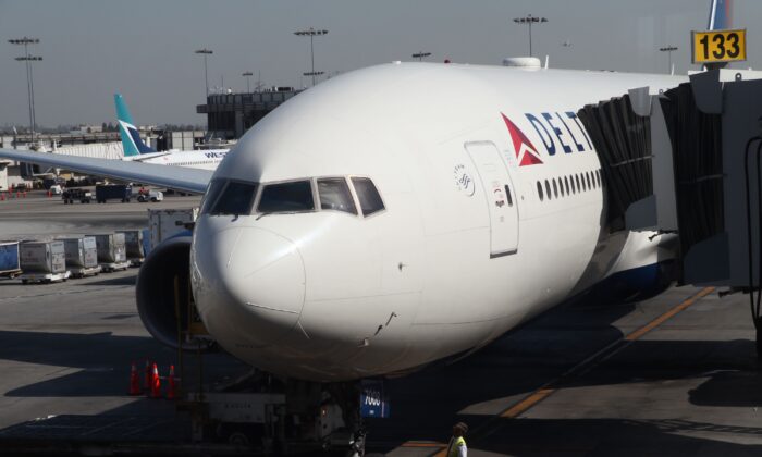 Delta, American to Suspend All China Flights Amid Coronavirus Outbreak