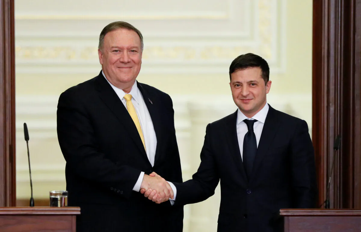 Secretary of State Mike Pompeo and Ukraine's President Volodymyr Zelensky shake hands after a joint news conference in Kyiv, Ukraine on Jan. 31, 2020. (Gleb Garanich/Reuters)