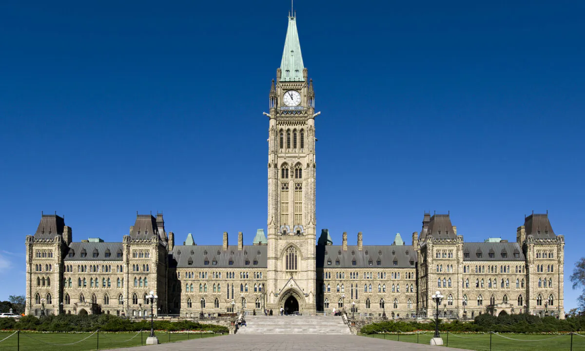 The Canadian Multiculturalism Act was passed in 1988, aiming to preserve and enhance multiculturalism in Canada. The Canadian Parliament in Ottawa on Sept. 24, 2013. (Saffron Blaze via Mackenzie.co)