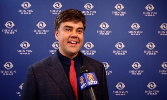 Conductor: Shen Yun Challenges Us Artists to Have an Ethic