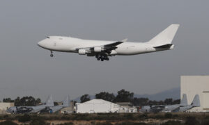 350 Passengers Evacuated From Wuhan Will Be Quarantined in California