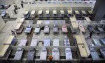 More Chinese Cities Announce Lockdown to Stem Coronavirus Outbreak, as Wuhan Sets up Makeshift Hospitals