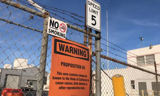 Lawmakers Introduce Bill to Fund Toxic Cleanup in LA as Residents Lose Hope
