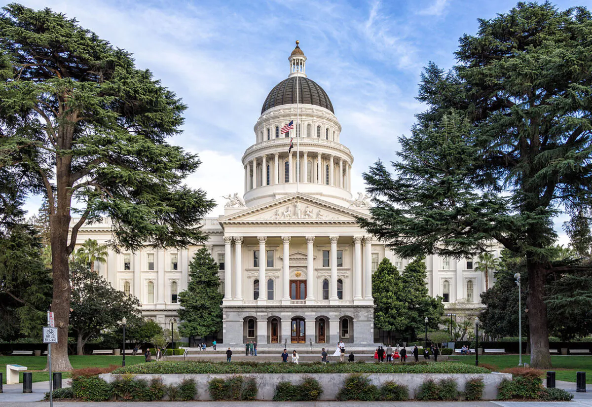 The California state capitol in Sacramento, Calif., on March 8, 2014. California leads all states in the amount of unfunded benefits, at $166.6 billion. (Andre m, CC BY-SA 3.0, Wikimedia Commons)