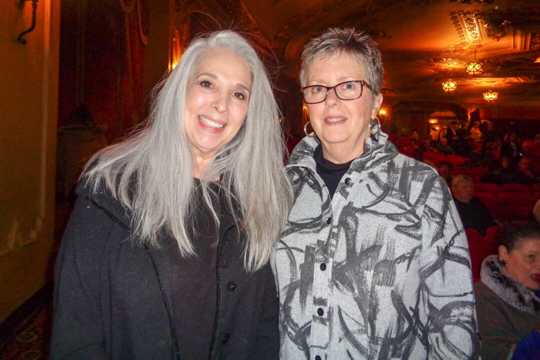 Landa Masdea-Brunetto (L) and her companion attended Shen Yun Performing Arts at the Ohio Theater in Columbus, on Feb. 5, 2020. (Yawen Hung/The Epoch Times)