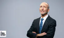 Former Undercover FBI Agent: Why It’s Difficult Catching Chinese Spies | The China Report