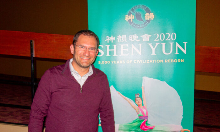 Father and Pediatric Surgery Center Owner Amazed by Shen Yun