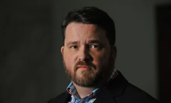 Iowa Democratic Party Chair Calls for Independent Investigation Into Chaotic Caucuses