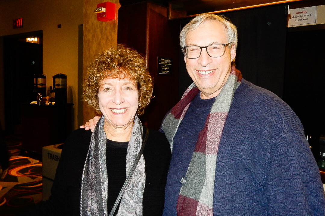 Allen Lefkowitz (R), a rabbi, and his wife, Jody, a school administrator, attended Shen Yun Performing Arts in Hartford, Conn., at The Bushnell, The William H. Mortensen Hall, on Feb. 9, 2020. (Weiyong/The Epoch Times)