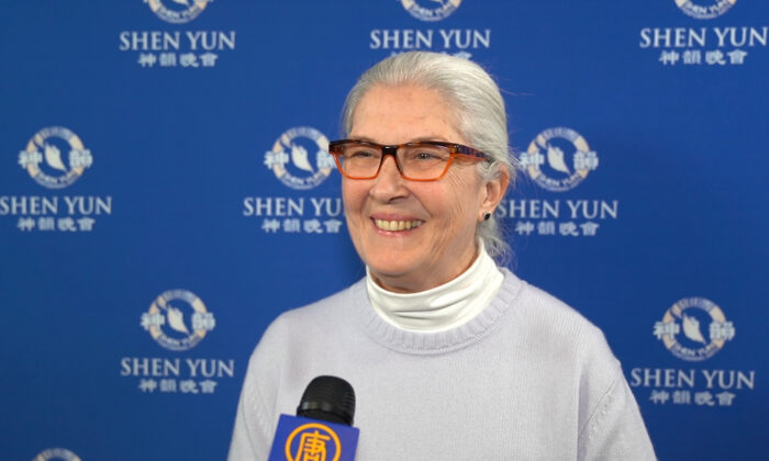 Bank SVP Absolutely Recommends Shen Yun: A ‘Wonderful, Wonderful Performance’