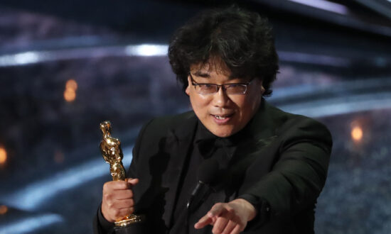 ‘Parasite’ From South Korea Makes Oscar History With Best Picture Win
