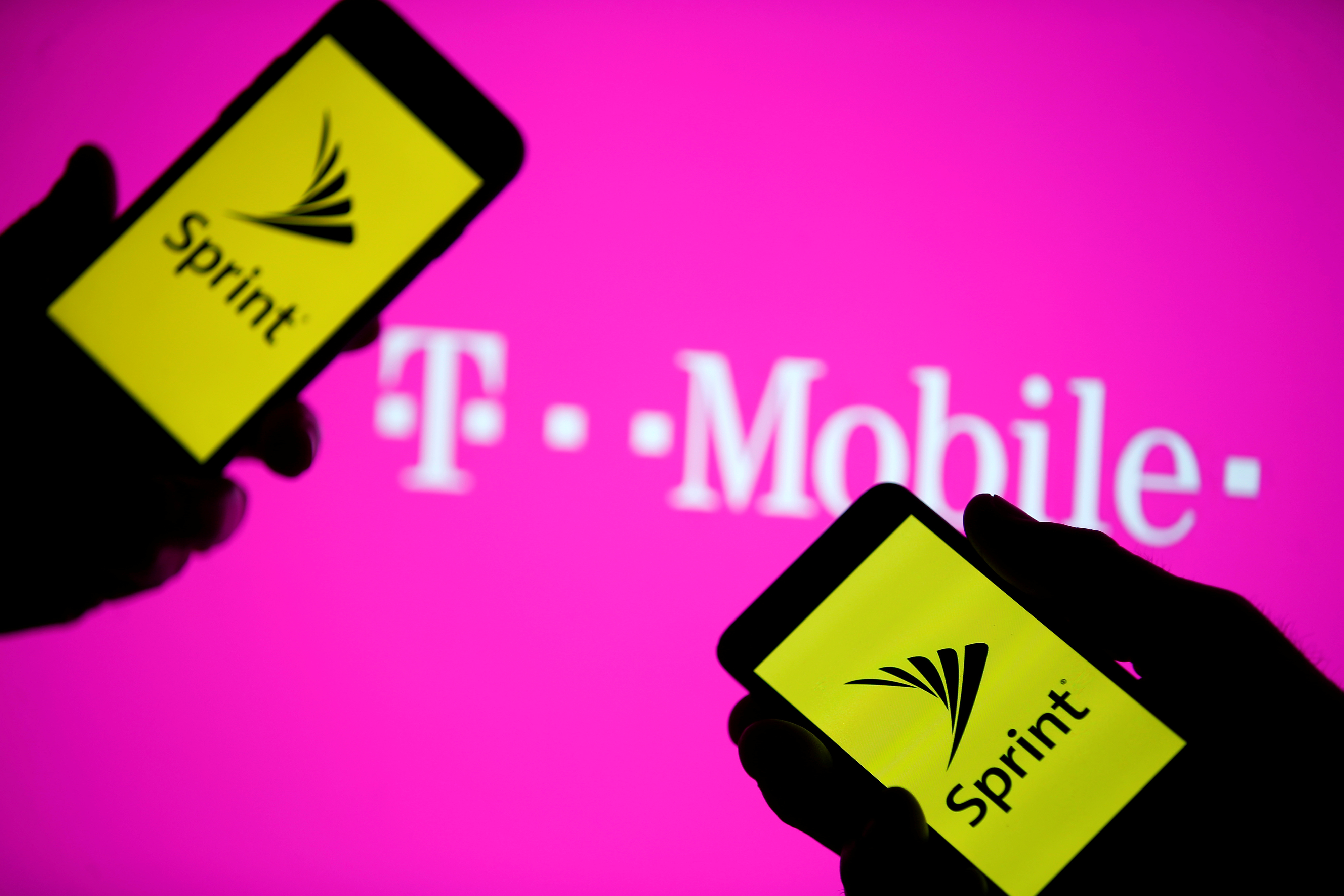 T-Mobile Offering $20 Minimum Hourly Rate For All Employees - Vimarsana News