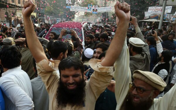 Pakistani-supporters-of-the-Jamaat-ud-Dawa