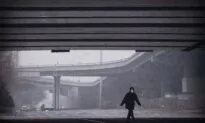 Truck Catches Fire in Tunnel on Beijing–Kunming Expressway, Causing Panic