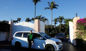 Trump, Cabinet Members Arrive at Mar-a-Lago for Wedding of Trump’s Deputy Chief of Staff Scavino